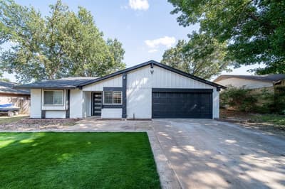 2912 White Oak Lane, Bedford TX 76021