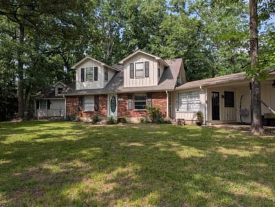 155 Lake Drive, Enchanted Oaks TX 75156