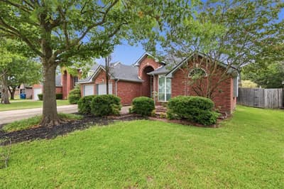 140 Woodcreek Drive, Rockwall TX 75032