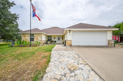 4010 Iron Horse Trail, Granbury TX 76048