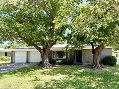 3912 Shawnee Trail, Lake Worth TX 76135