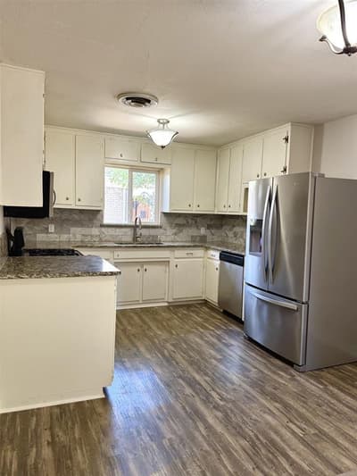 3912 Shawnee Trail, Lake Worth TX 76135 - Photo 5