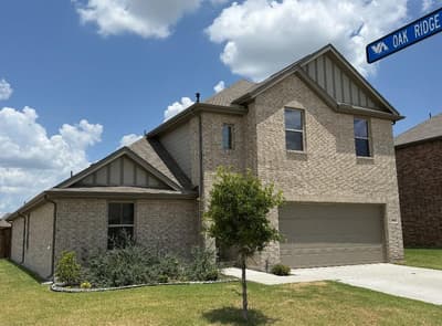 556 Hickory Ridge Drive, Van Alstyne TX 75495