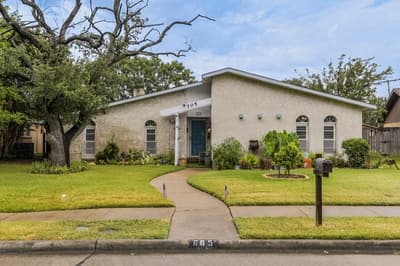 705 Bluebonnet Drive, Grand Prairie TX 75052