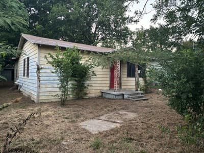 659 Neomi Avenue, Dallas TX 75217