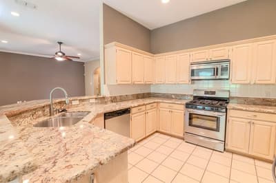 6014 Brenhaven Road, Arlington TX 76017