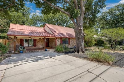 2105 Emerson Lane, Denton TX 76209 - Photo 2