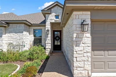 10025 Wildberry Drive, Waco TX 76712 - Photo 3