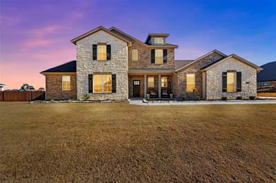 136 Meadow Vista Drive, Rhome TX 76078