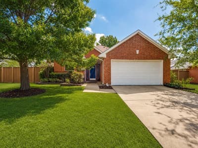808 Canyon Valley Drive, McKinney TX 75071 - Photo 2