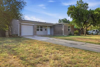 4500 Sherwood Drive, Mesquite TX 75150 - Photo 3