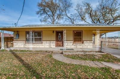 911 Clark Street, Greenville TX 75401