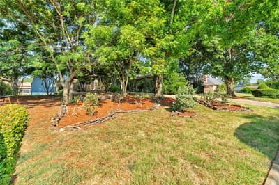 306 Woodlawn Drive, Keene TX 76059 - Photo 3