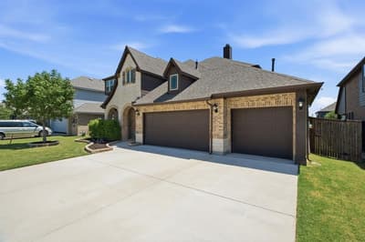 1106 Alderwood Drive, Justin TX 76247 - Photo 3