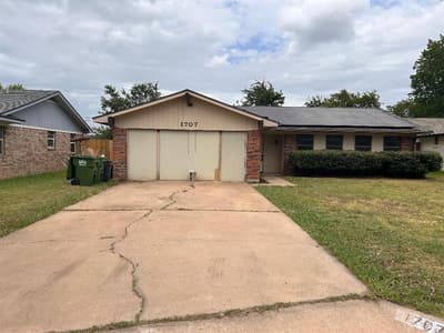 1707 15th Street, Mineral Wells TX 76067