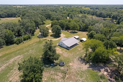 822 Private Road 7370, Point TX 75472