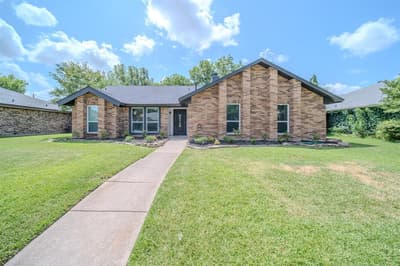 142 Ridgegate Drive, Garland TX 75040