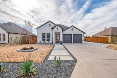 307 Highland Avenue, Red Oak TX 75154