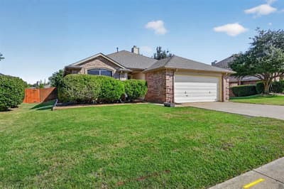 2103 Meadowview Drive, Corinth TX 76210 - Photo 2