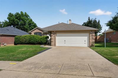 2103 Meadowview Drive, Corinth TX 76210
