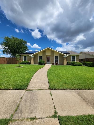 3020 Rockett Drive, Carrollton TX 75007