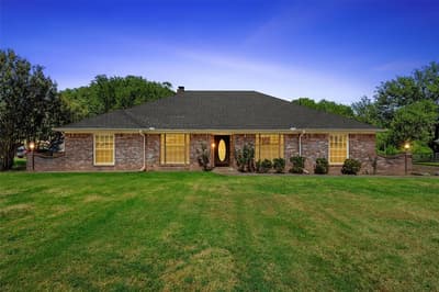 108 Spring Creek Street, Lacy Lakeview TX 76705