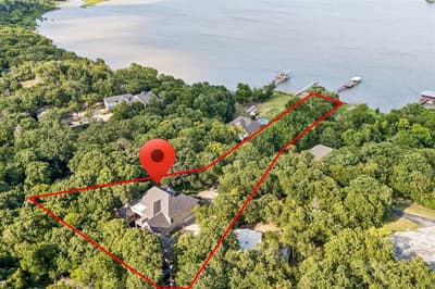 9 N Eagle Point # A, Azle TX 76020
