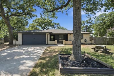 5711 Kingstree Court, Arlington TX 76017