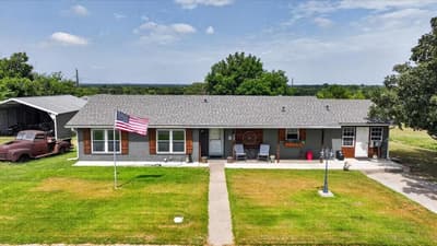 907 Denver Street, Alvord TX 76225