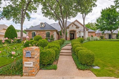 8 Hidden Lake Court, Mansfield TX 76063