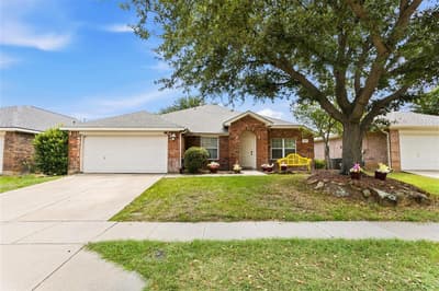 1320 Cattle Crossing Drive, Fort Worth TX 76131