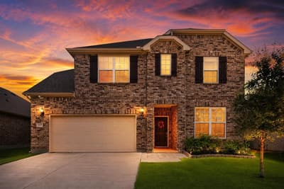 825 Crest Breeze Drive, Fort Worth TX 76052
