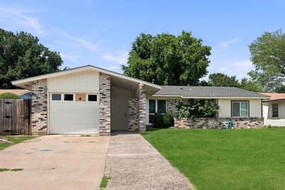 2621 Burning Tree Lane, Irving TX 75062
