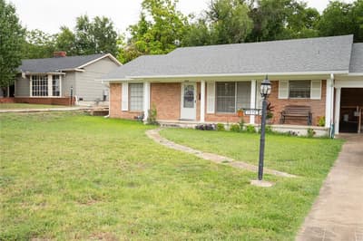 1016 E Franklin Street, Hillsboro TX 76645