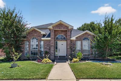 2272 Bresee Drive, Carrollton TX 75010