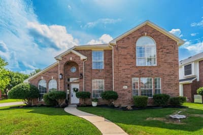 801 Cobblestone Drive, Lewisville TX 75067