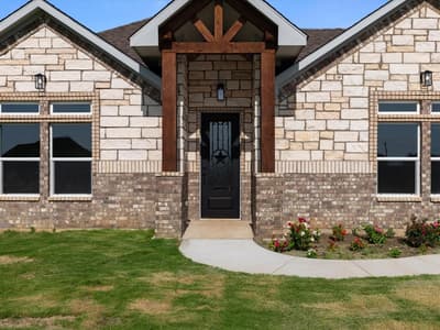 1013 Magnolia Court, Springtown TX 76082