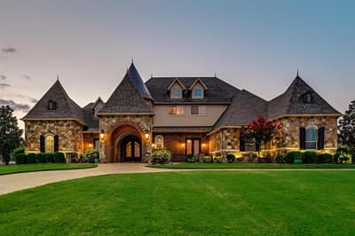 7001 Diamond Oaks Drive, Mansfield TX 76063