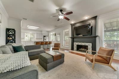 7713 Pine Street, Irving TX 75063 - Photo 2