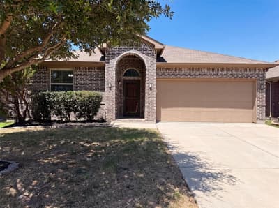 1108 Edgewater Drive, Azle TX 76020