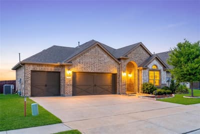 1303 Axis Deer Road, Arlington TX 76002