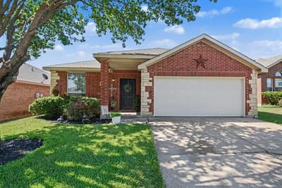 4932 Spur Ridge Court, Fort Worth TX 76244