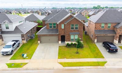 9820 Elk Falls Lane, Aubrey TX 76227