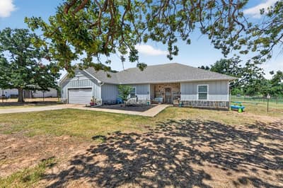 223 Julian Lane, Poolville TX 76487