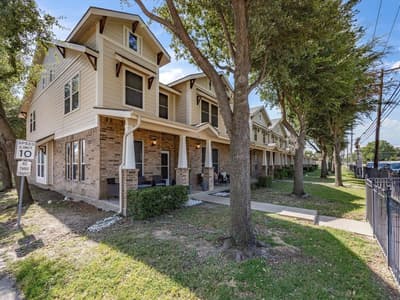 676 S Charles Street, Lewisville TX 75057 - Photo 3
