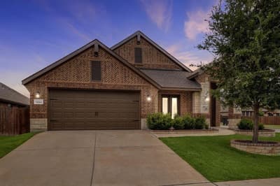 7533 Rothbury Drive, Fort Worth TX 76179 - Photo 2