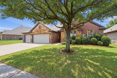 305 Delaware Street, Burleson TX 76028 - Photo 2