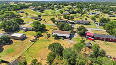 110 Draper Drive, Springtown TX 76082 - Photo 4