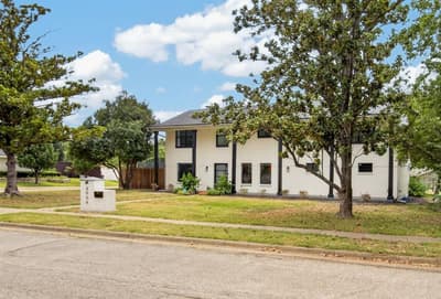 4064 High Summit Drive, Dallas TX 75244 - Photo 2