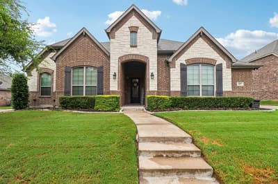 217 Wisteria Way, Red Oak TX 75154